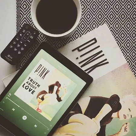 Konak, Tarihi Asansoere Yakin Tuem Izmir