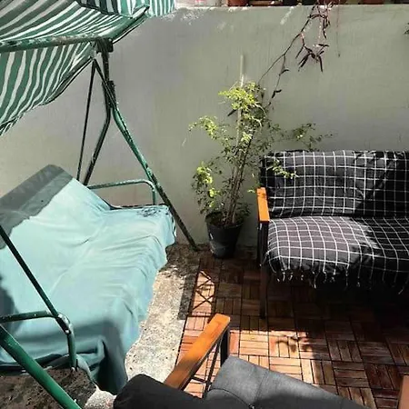 Konak, Tarihi Asansoere Yakin Tuem * Izmir