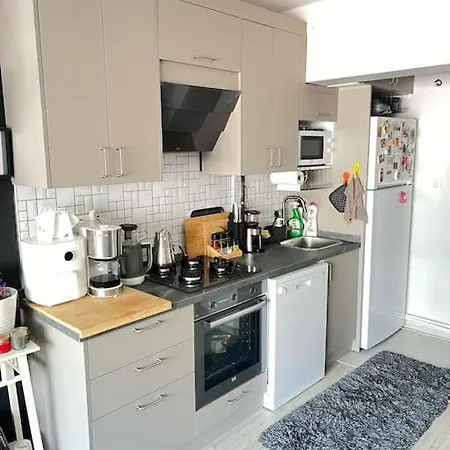 Konak, Tarihi Asansoere Yakin Tuem Apartment *
